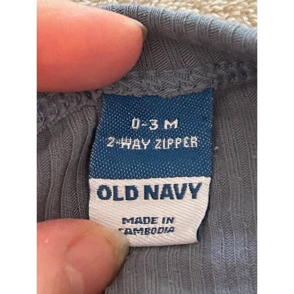 Baby Boy Clothing Lot – Size 0–3 Months (Disney, Old Navy, Little Me) - Picture 6 of 9